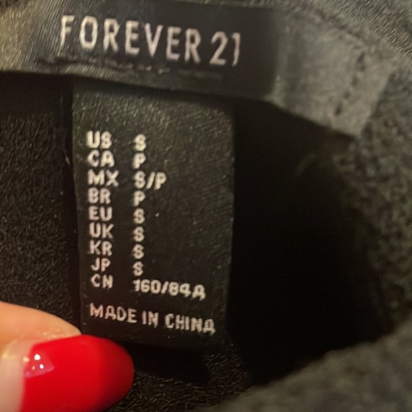 Forever 21 Black Dress NWOT - Picture 5 of 5